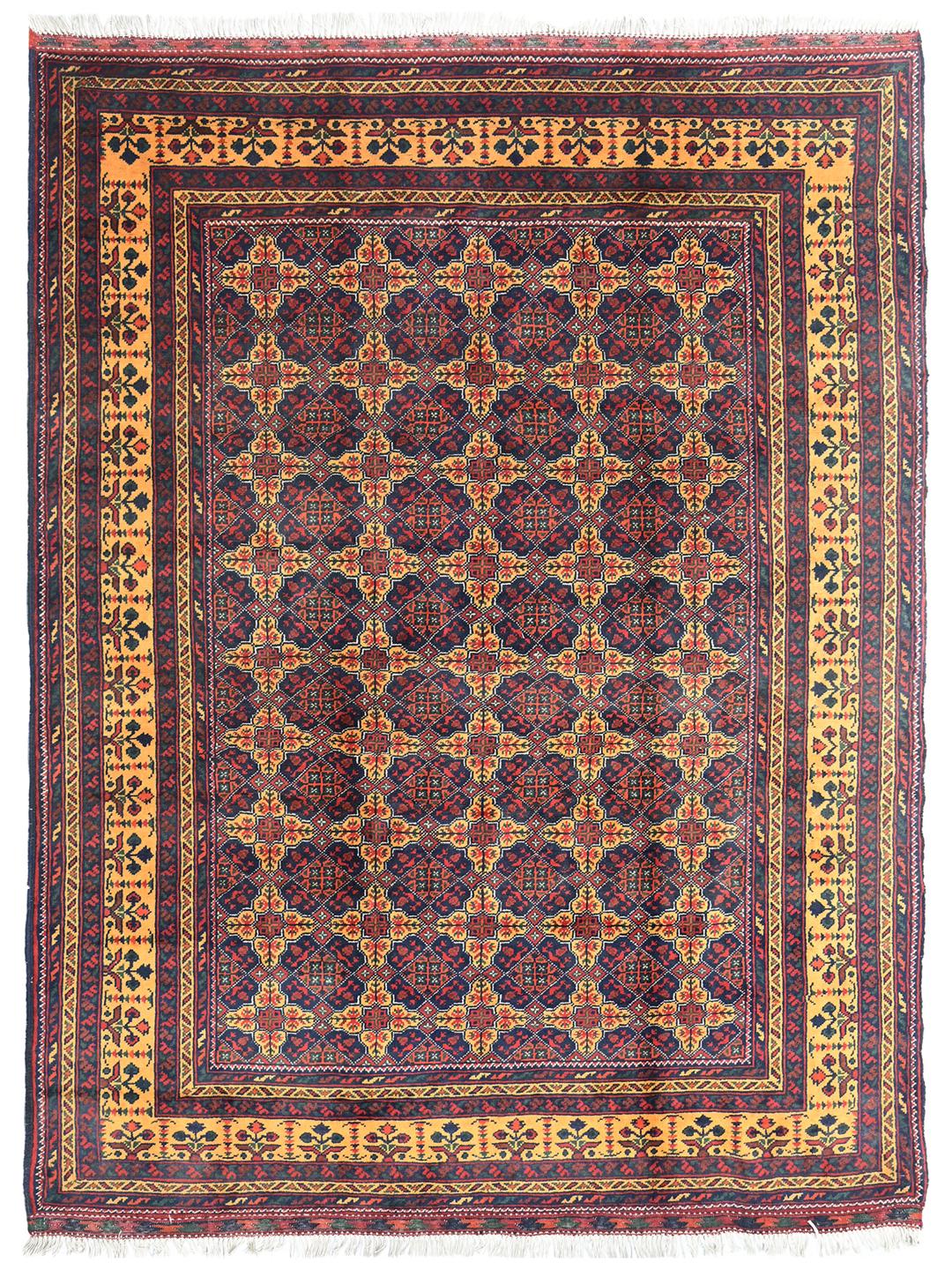 Un tapis Kunduz noué à la main originaire d'Afghanistan avec un motif géométrique rouge et bleu.