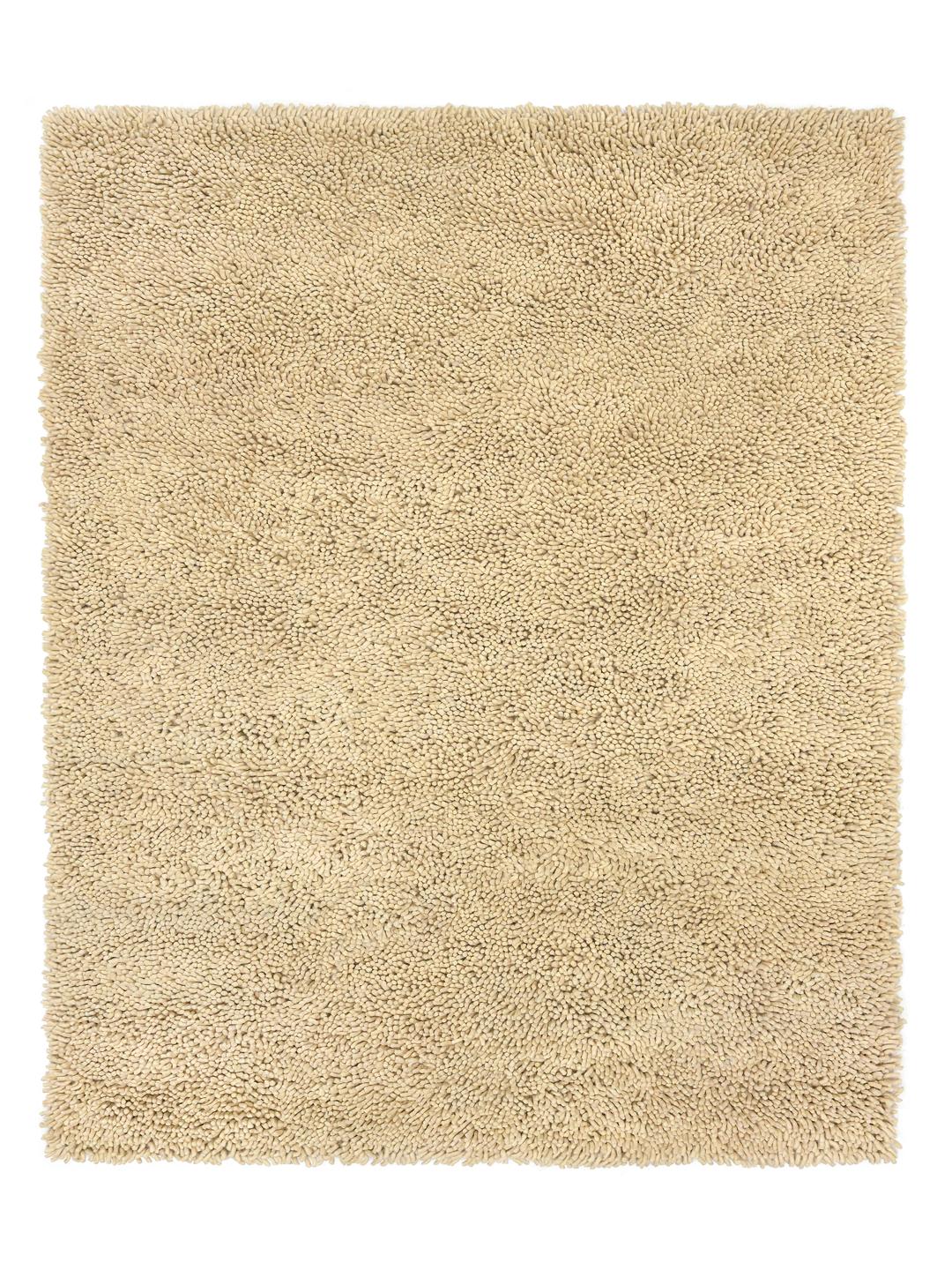 Beige tapijt met een dikke pooltextuur