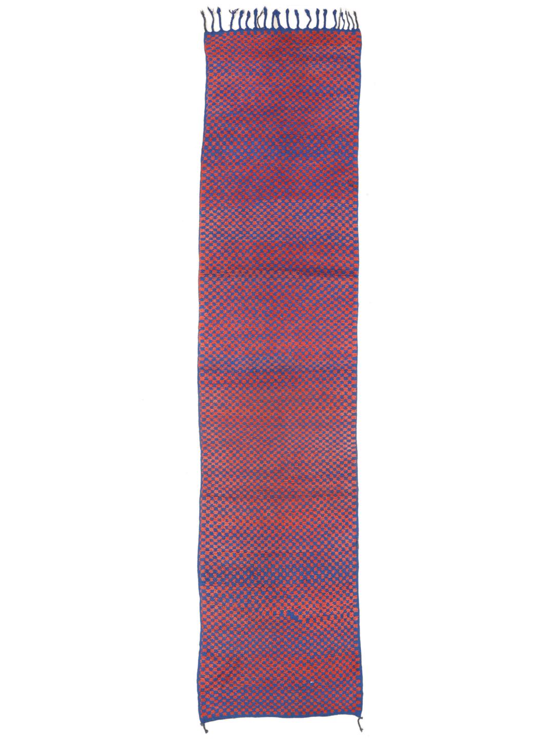 Vintage Marokkaanse loper met een rood en blauw ruitpatroon