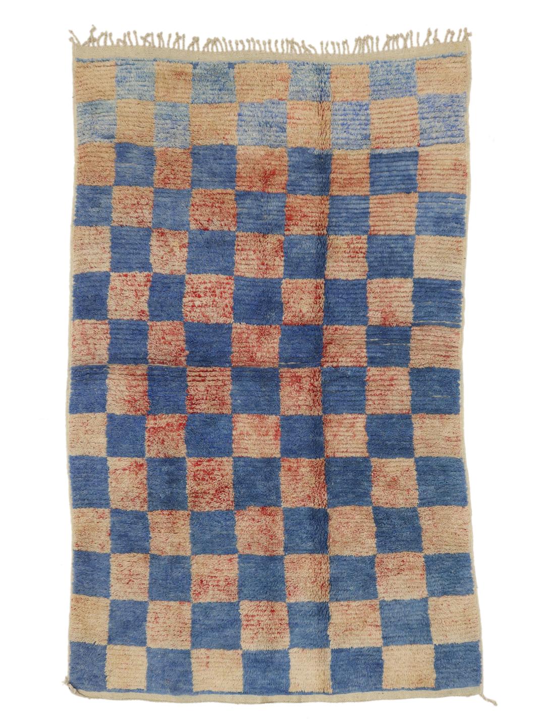 Tapis berbère Beni Ourain noué à la main, originaire du Maroc, avec un motif à damier bleu et beige