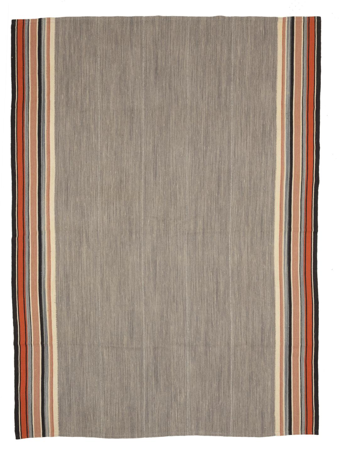Rug from Afghanistan in grey