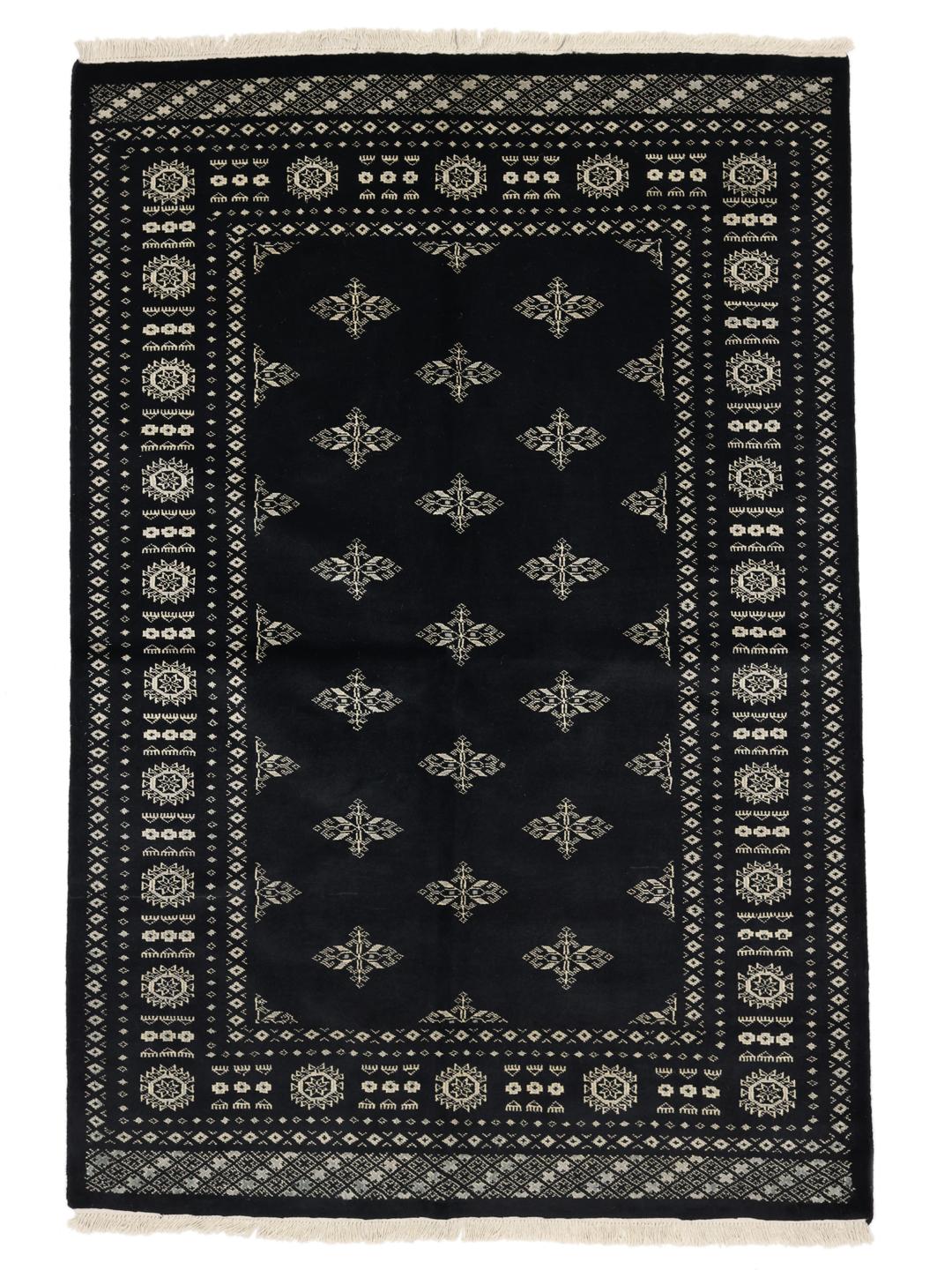 Vloerkleed uit Pakistan in zwart