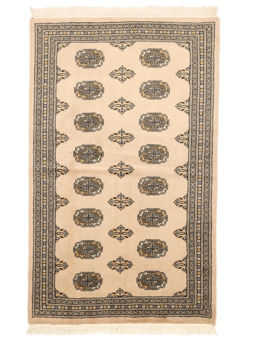 Handmade Pakistan rug in beige