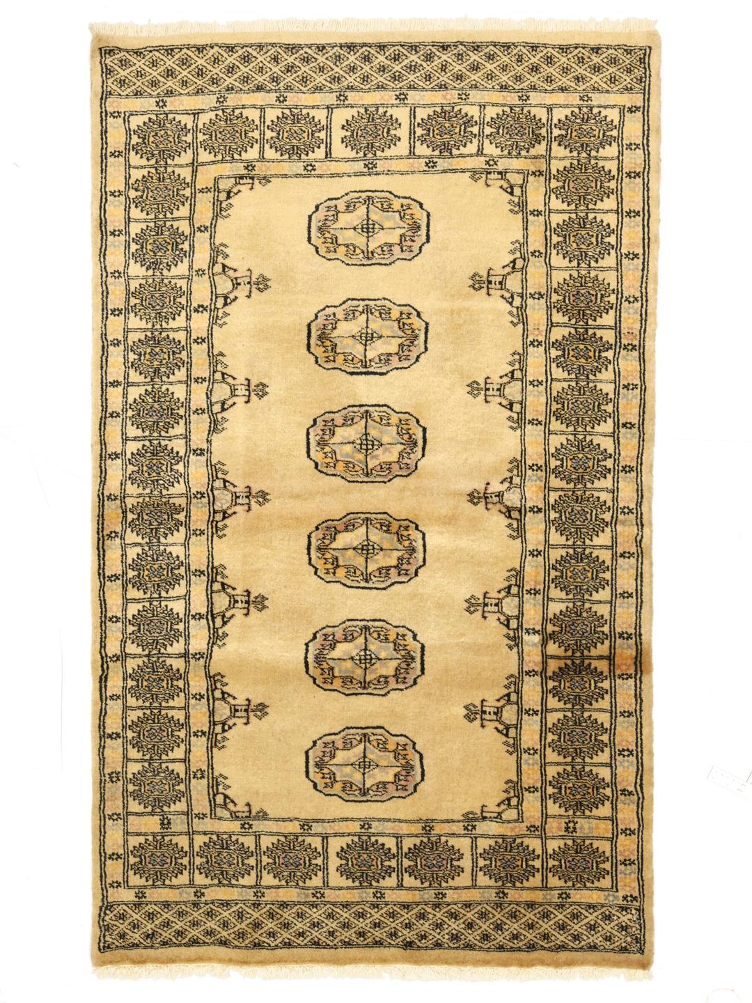 Handgemaakt rechthoekig Pakistan tapijt in beige